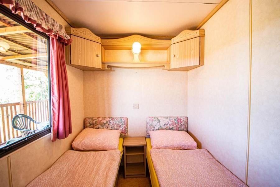 Mobilheim Kemp Rožnov pod Radhoštěm Esterno foto